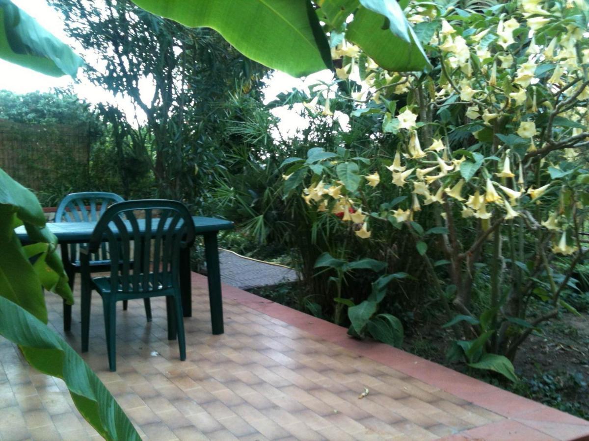 Stanza In Villa Con Giardino Vista Mare 체팔루 외부 사진