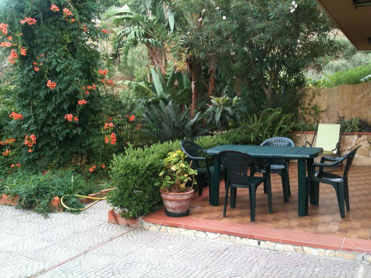 Stanza In Villa Con Giardino Vista Mare 체팔루 외부 사진