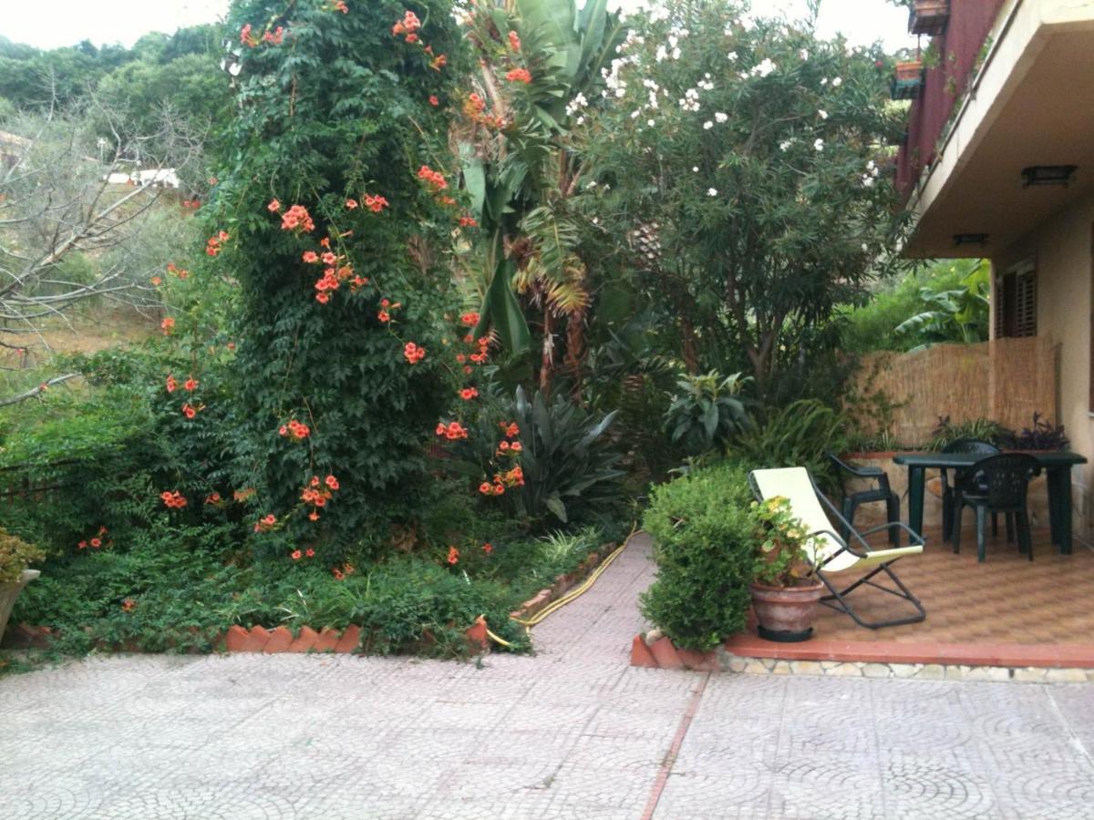 Stanza In Villa Con Giardino Vista Mare 체팔루 외부 사진