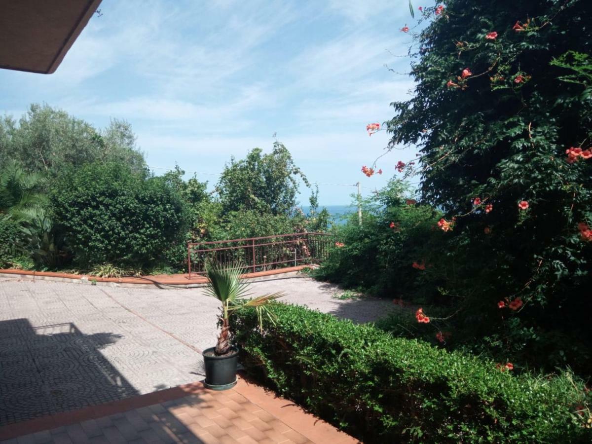 Stanza In Villa Con Giardino Vista Mare 체팔루 외부 사진